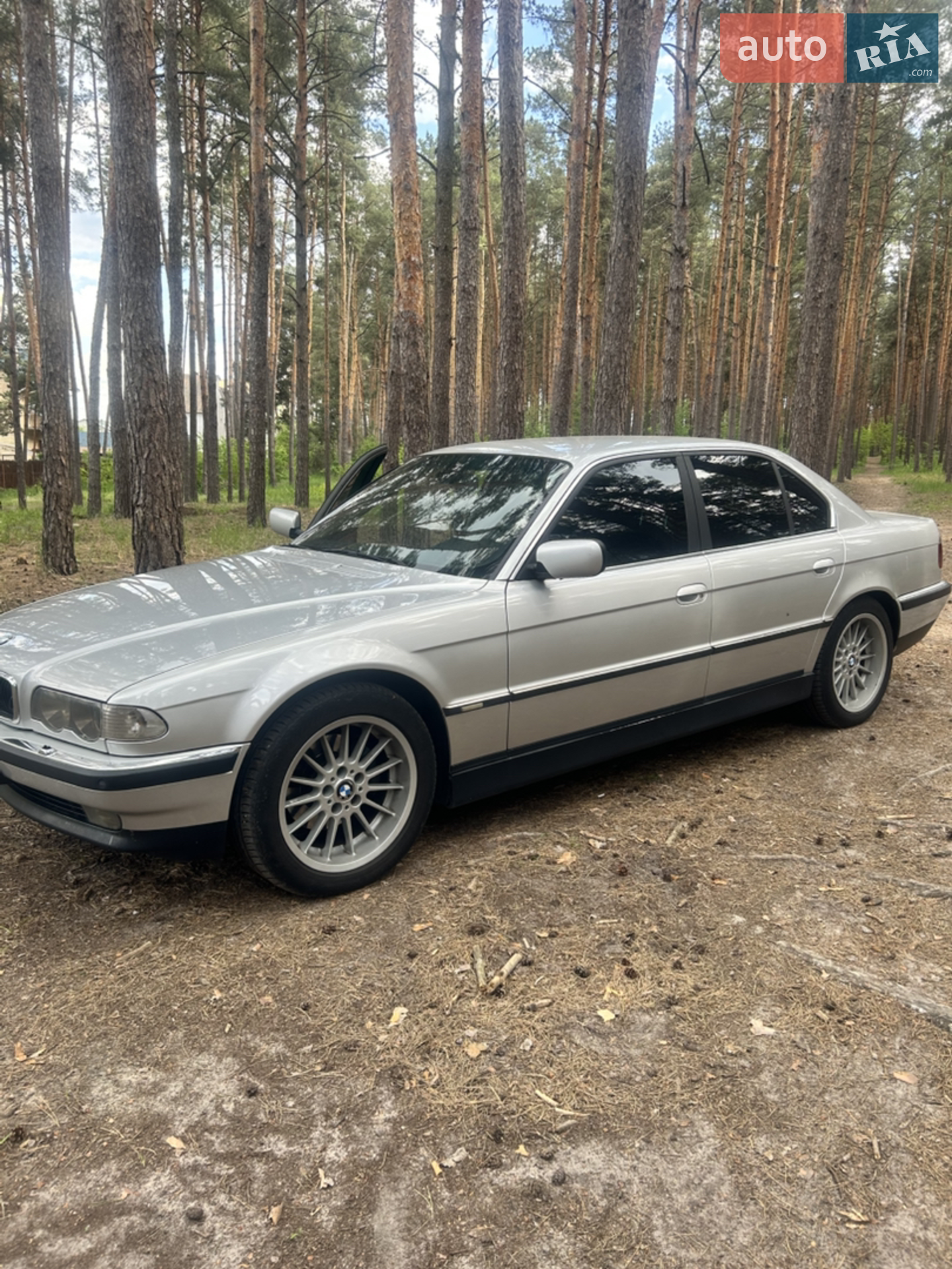 BMW 7 Series, 2001