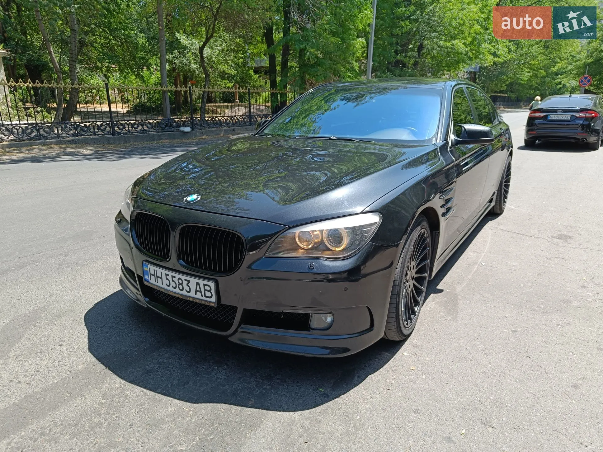 BMW 7 Series, 2011