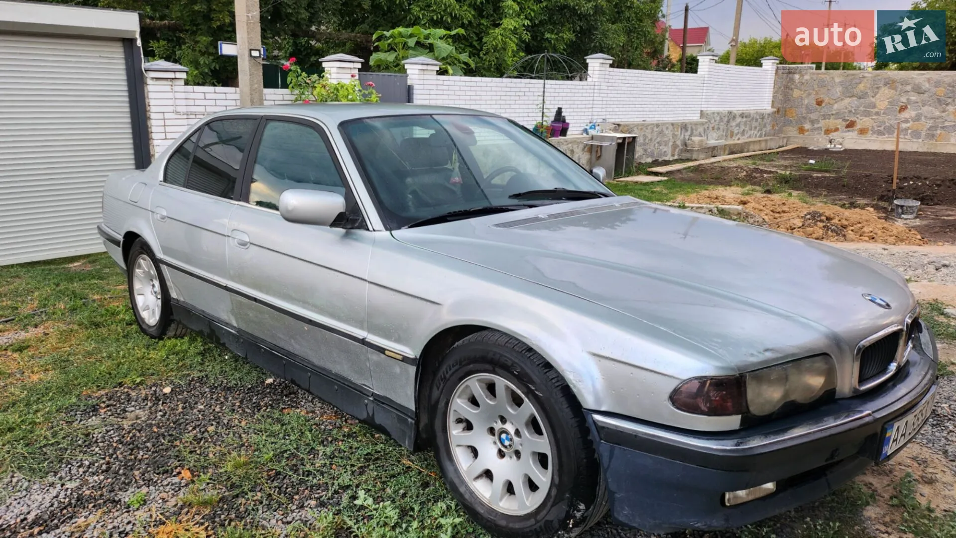 BMW 7 Series, 2001