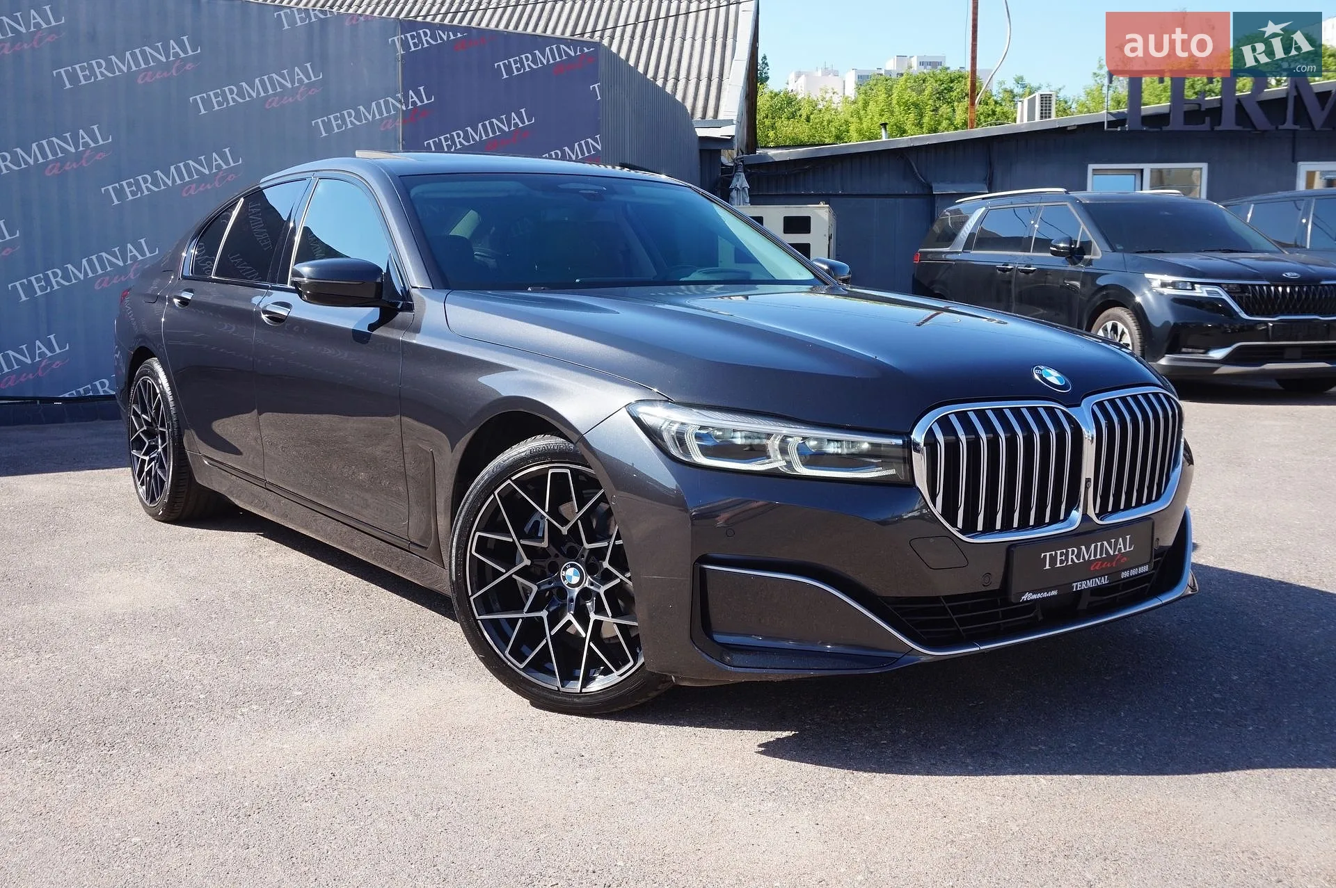 BMW 7 Series, 2019