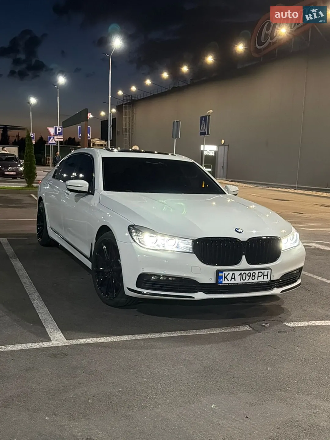 BMW 7 Series, 2017