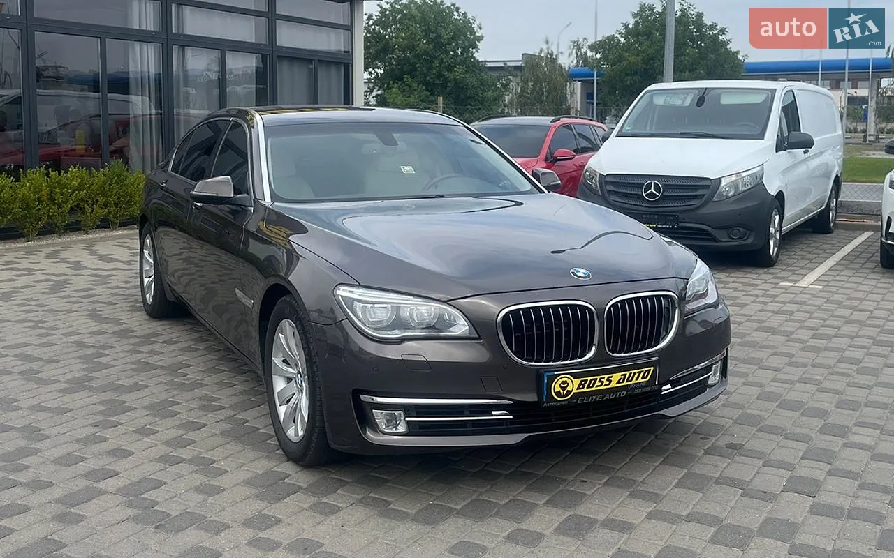 BMW 7 Series, 2012