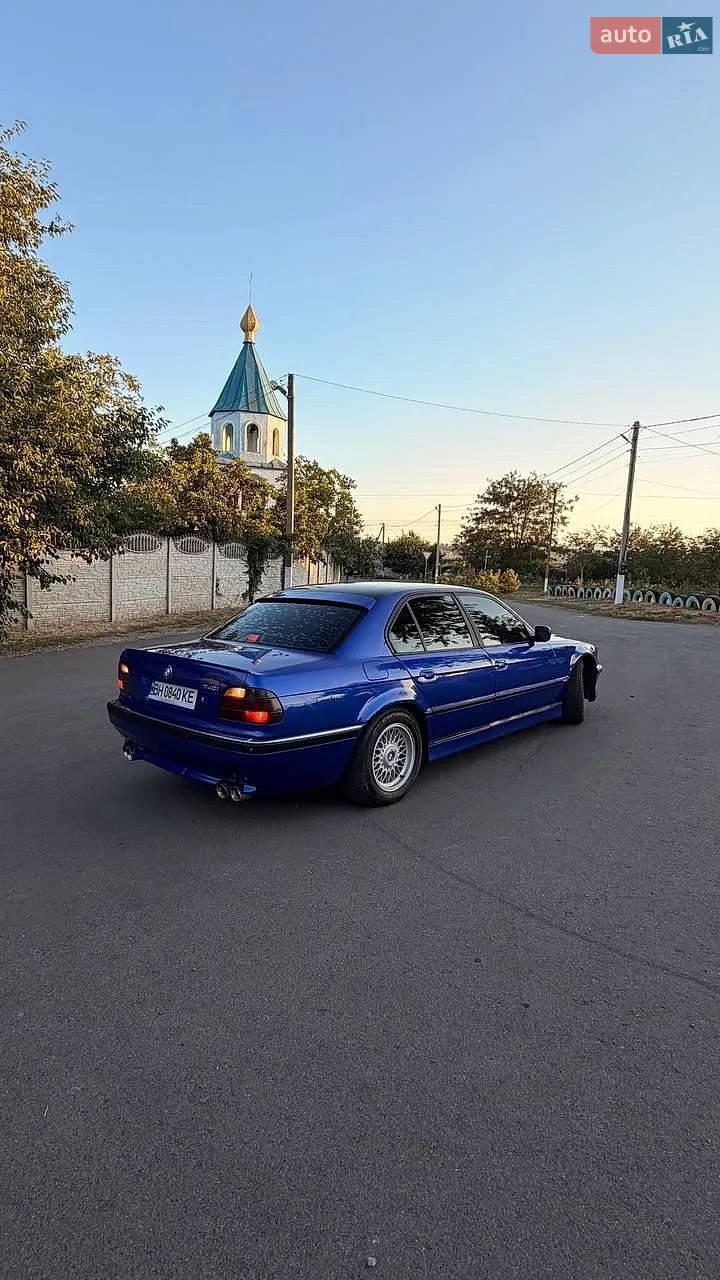 BMW 7 Series, 1998
