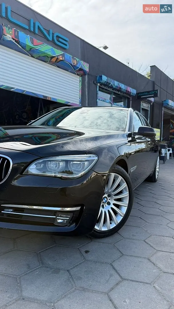 BMW 7 Series, 2013