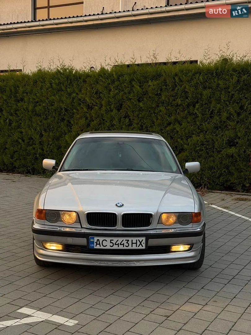 BMW 7 Series, 2000