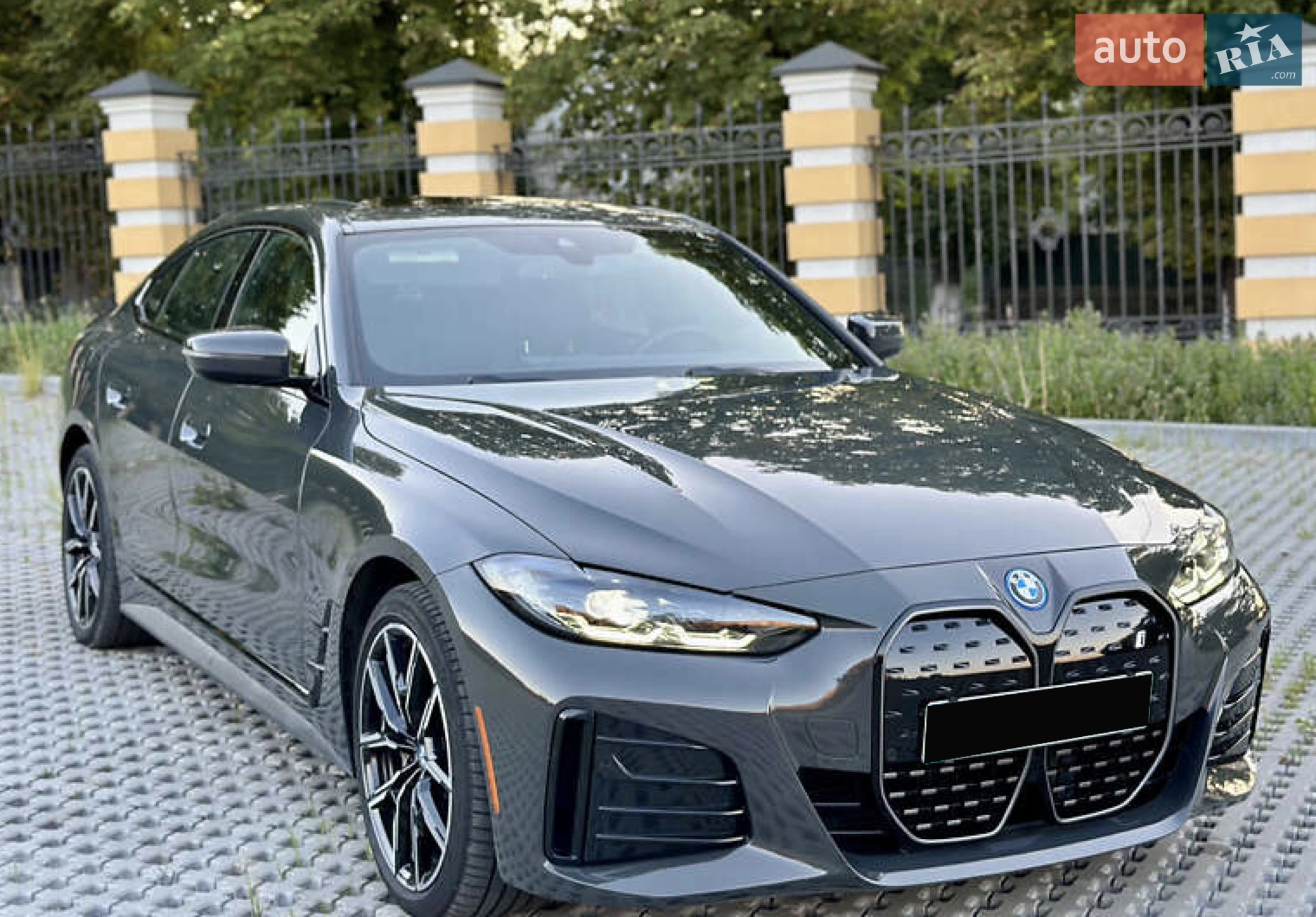BMW i4, 2022