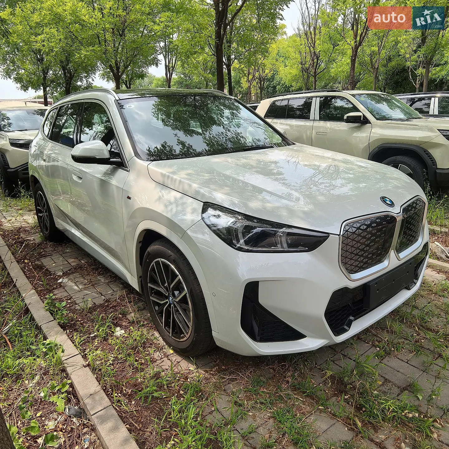 BMW iX1, 2025