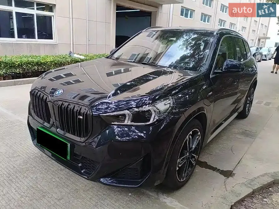BMW iX1, 2024