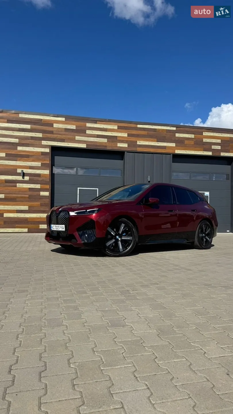 BMW iX, 2022