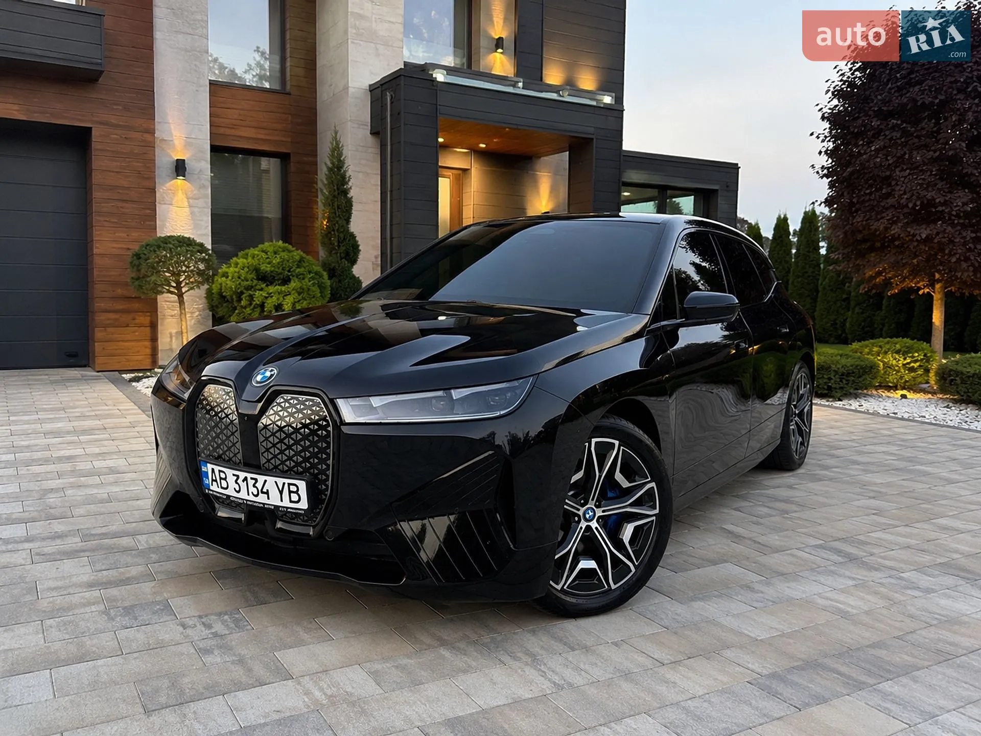 BMW iX, 2022