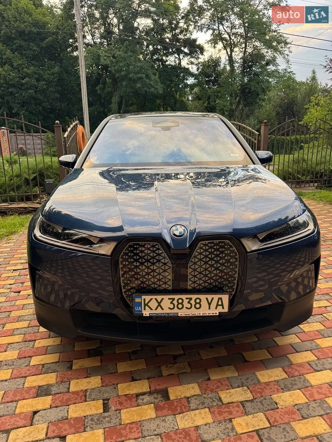 BMW iX, 2022