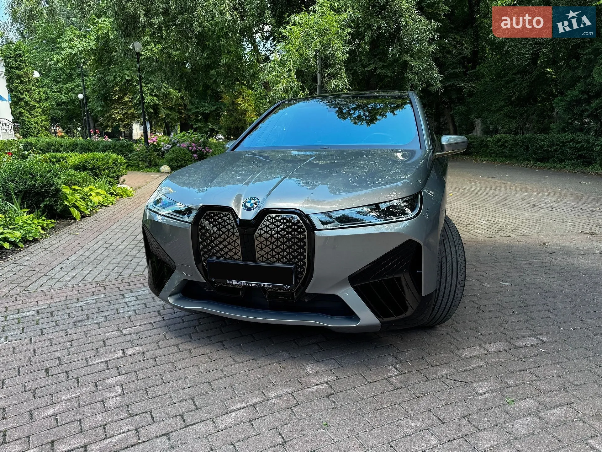 BMW iX, 2022