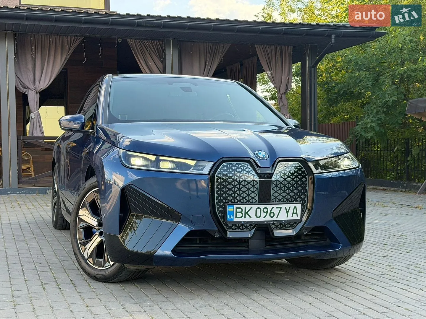 BMW iX, 2021