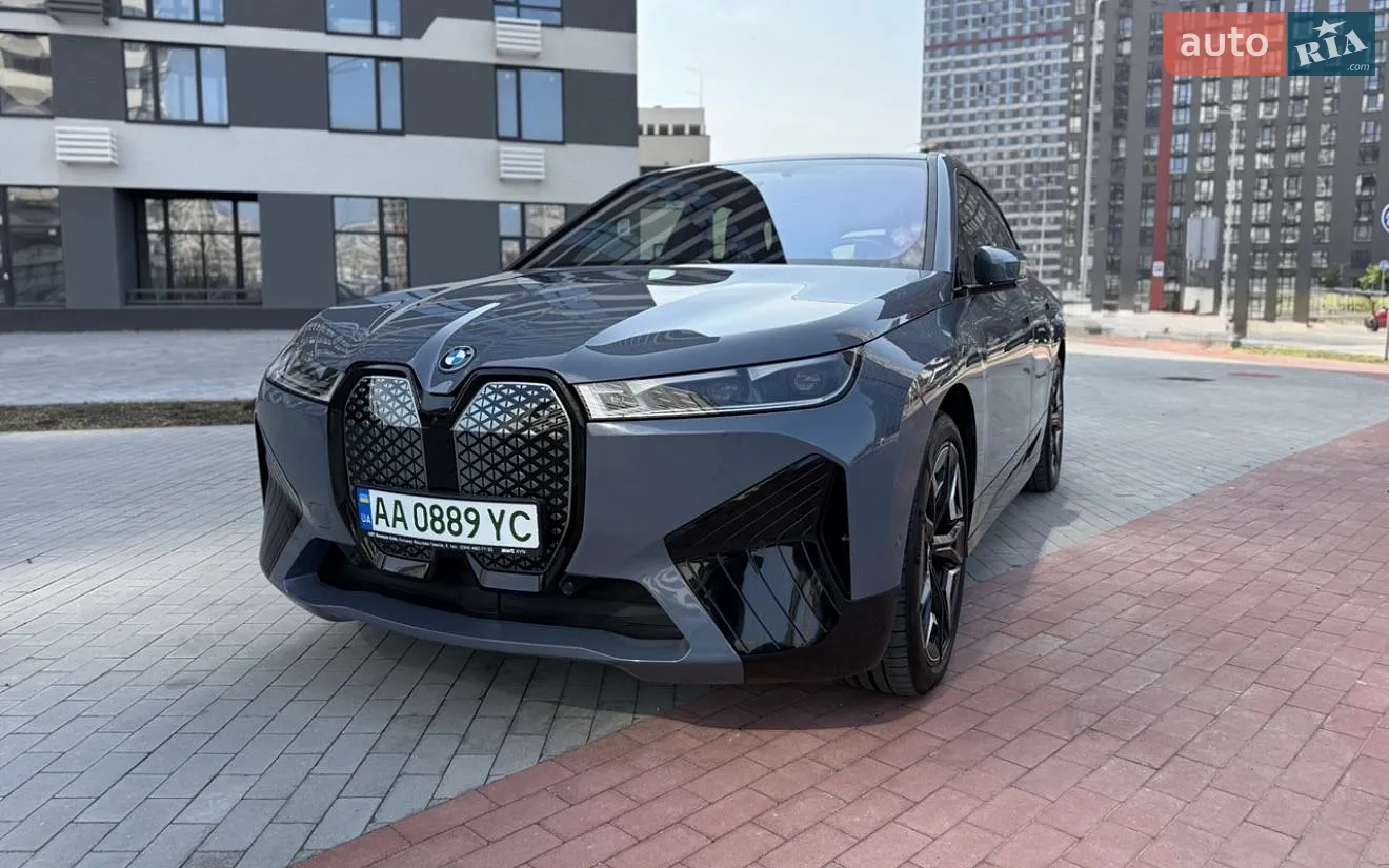 BMW iX, 2023