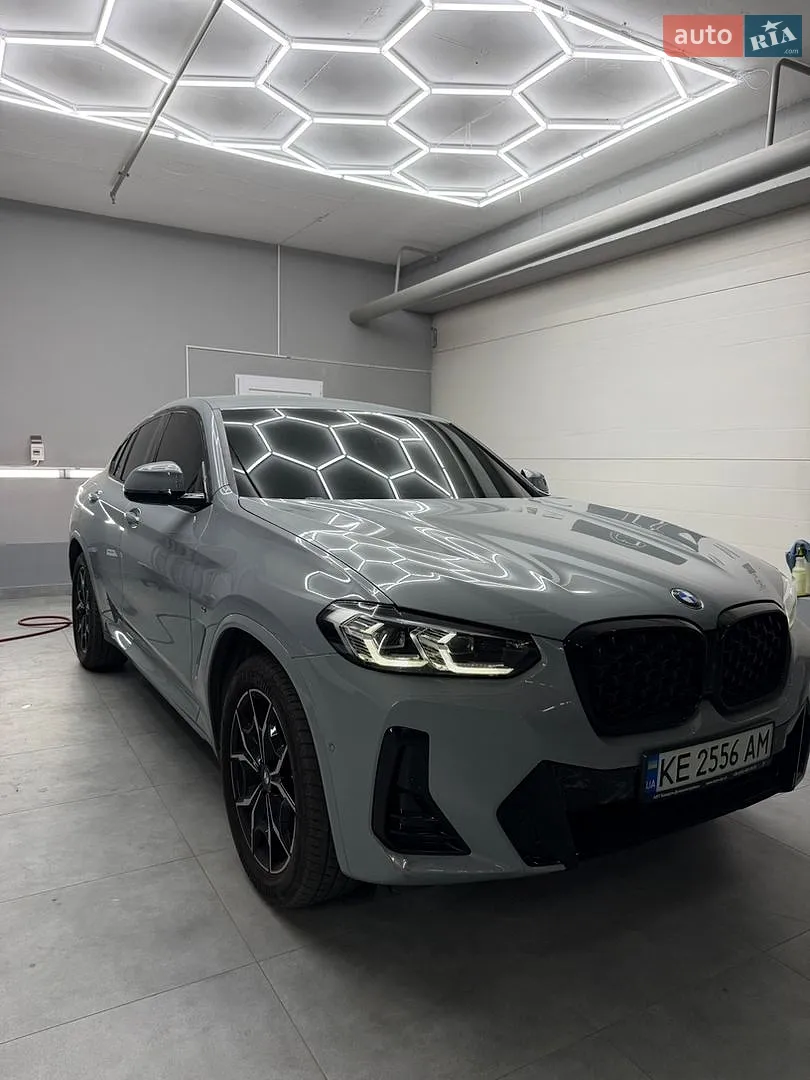 BMW X4, 2022