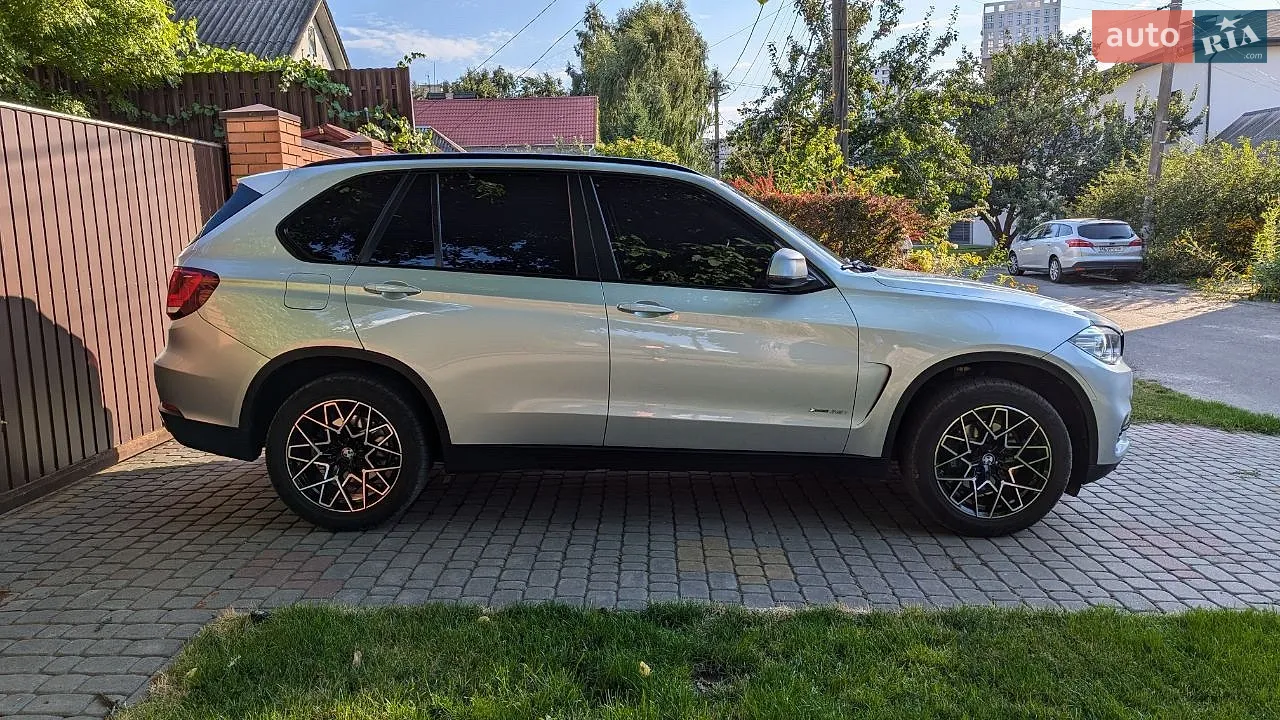 BMW X5 2015 — 1