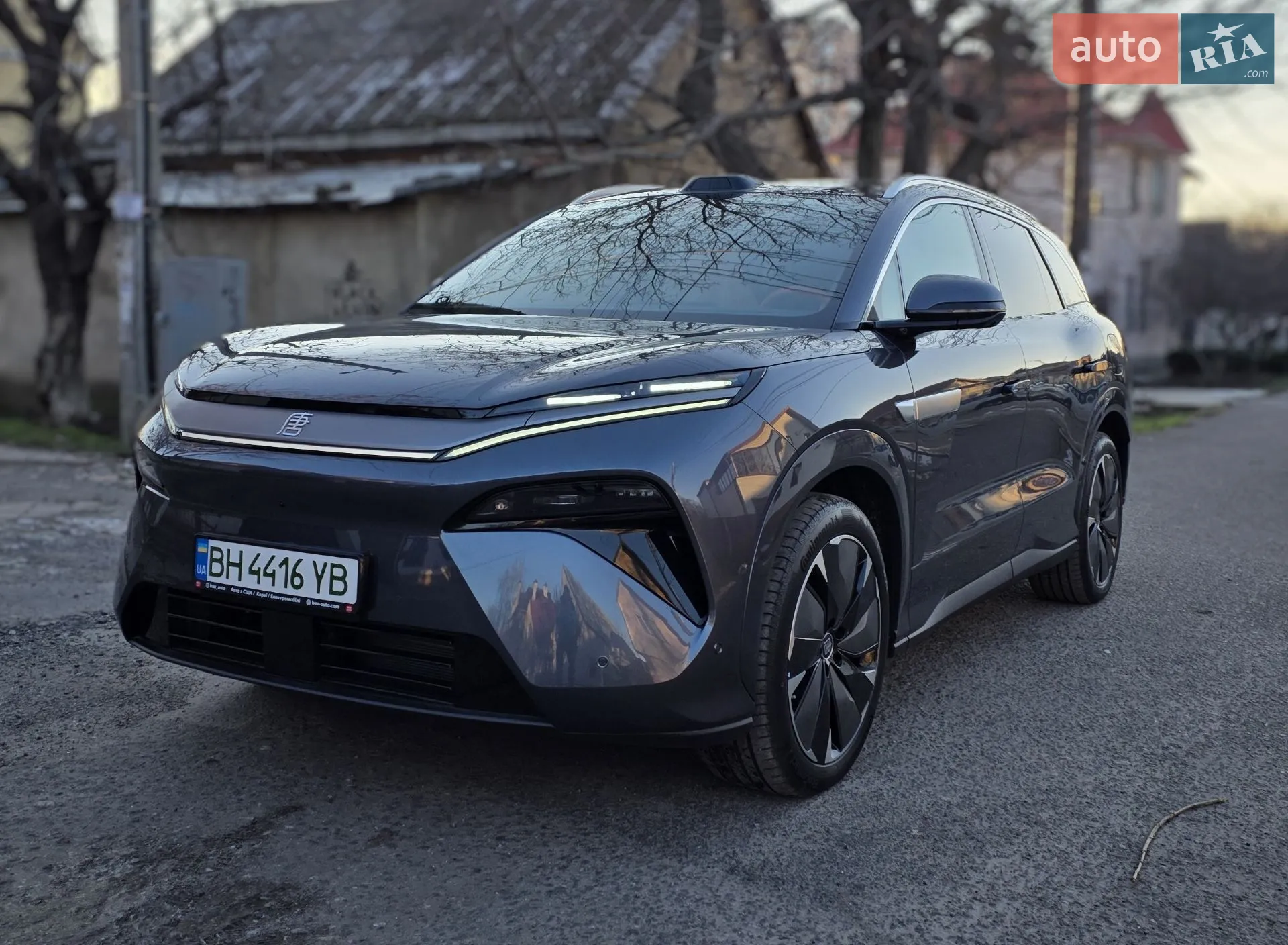 BYD Tang L, 2025
