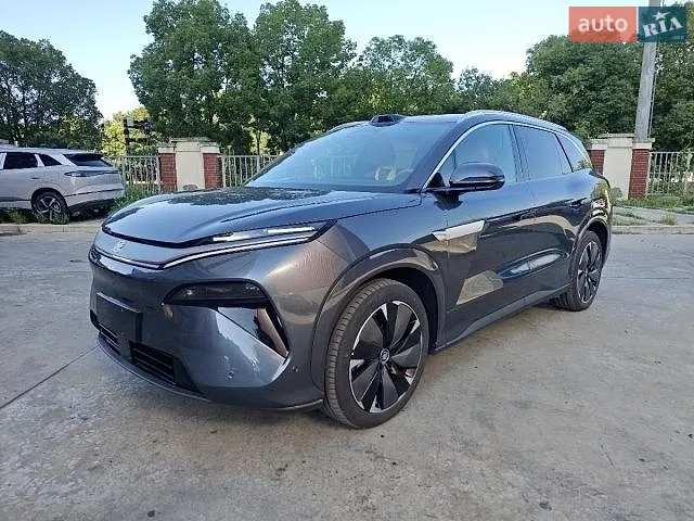 BYD Tang L, 2025