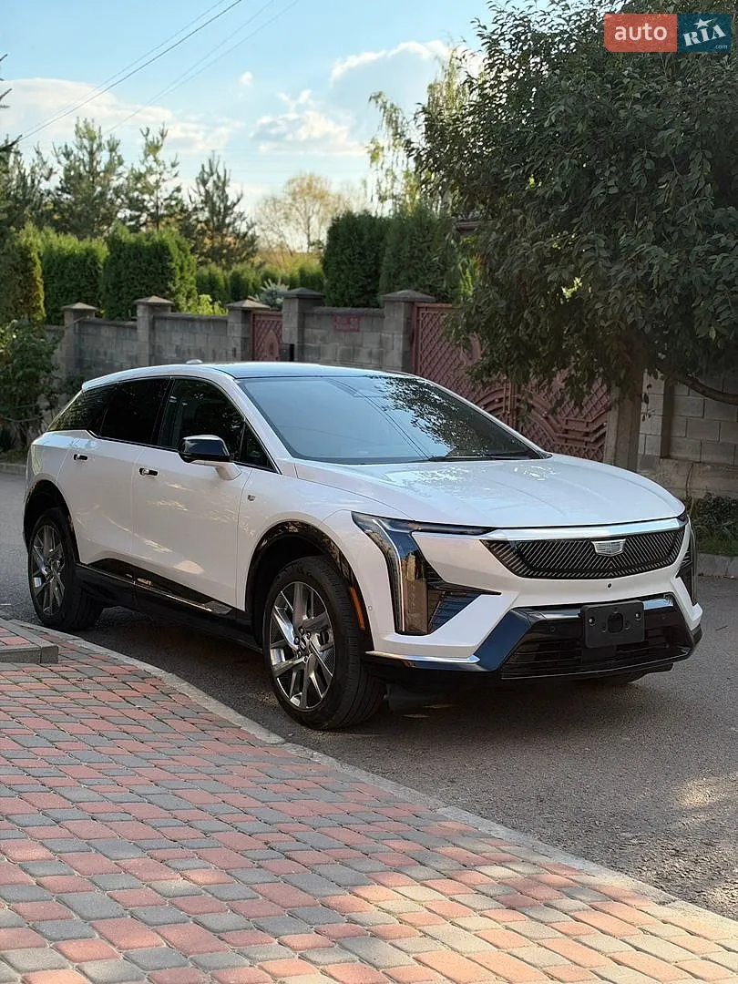 Cadillac Optiq, 2025