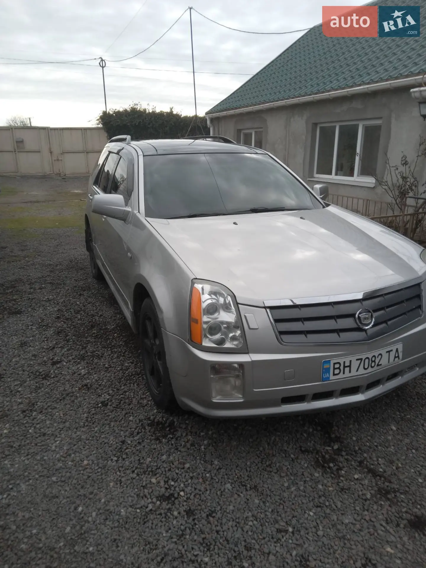 Cadillac SRX, 2004