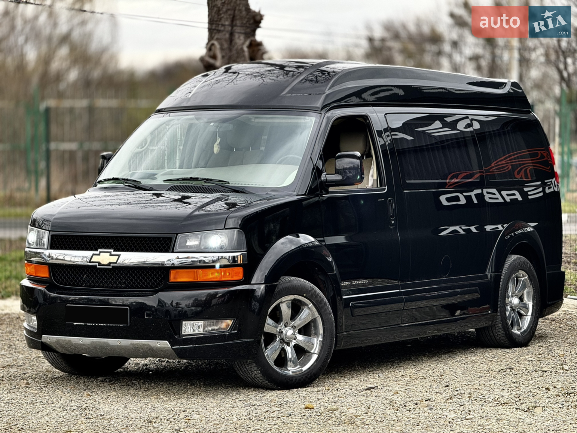 Chevrolet Express, 2010