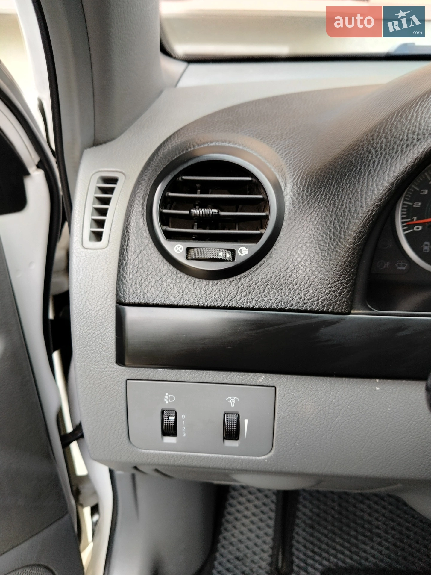 Chevrolet Lacetti, 2004