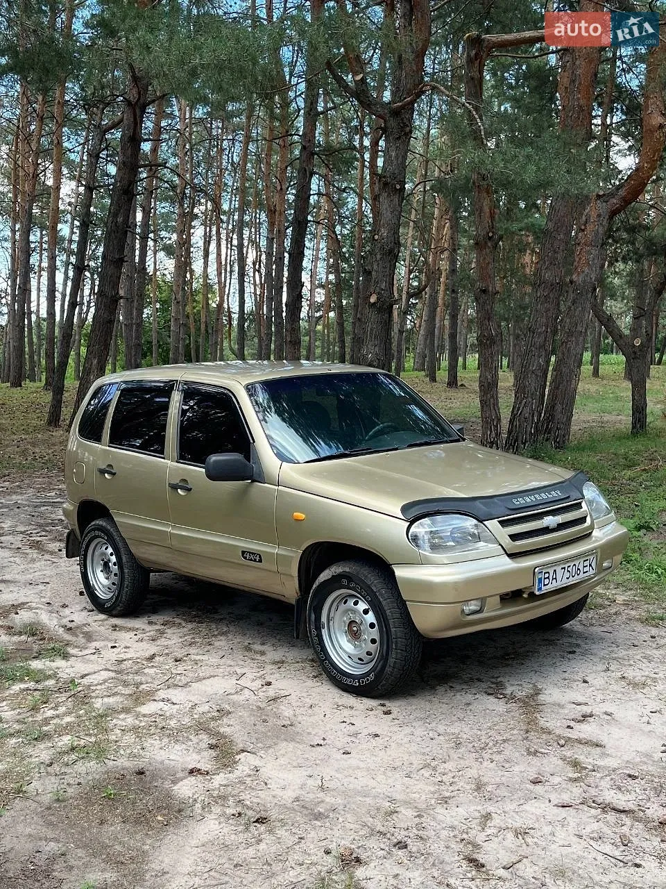 Chevrolet Niva, 2004