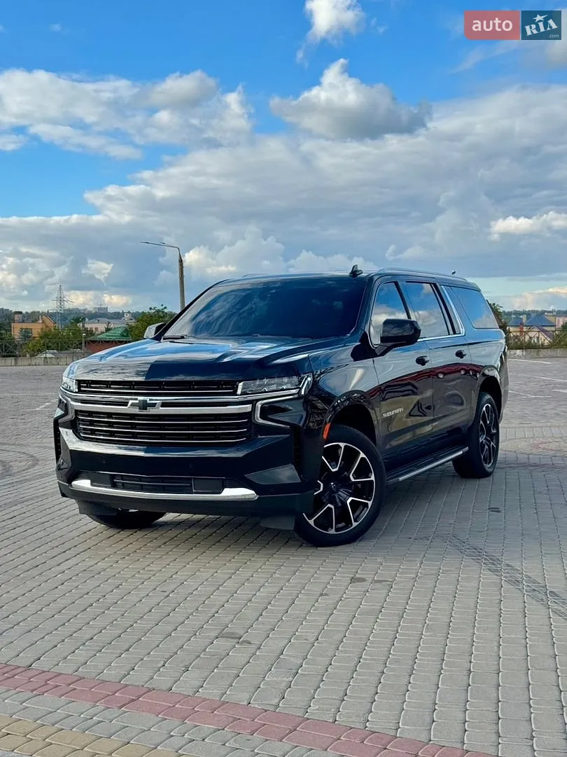 Chevrolet Suburban, 2023