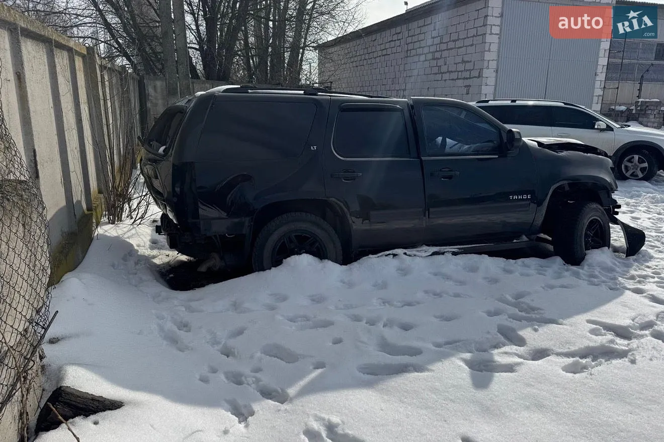 Chevrolet Tahoe, 2011