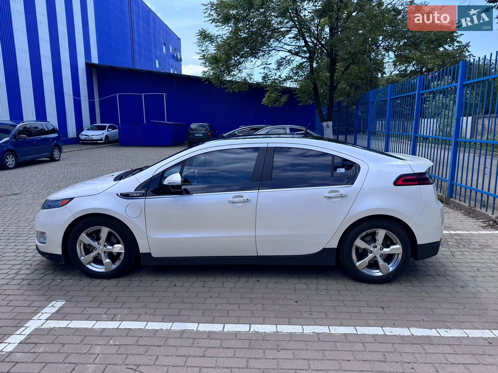 Chevrolet Volt, 2011