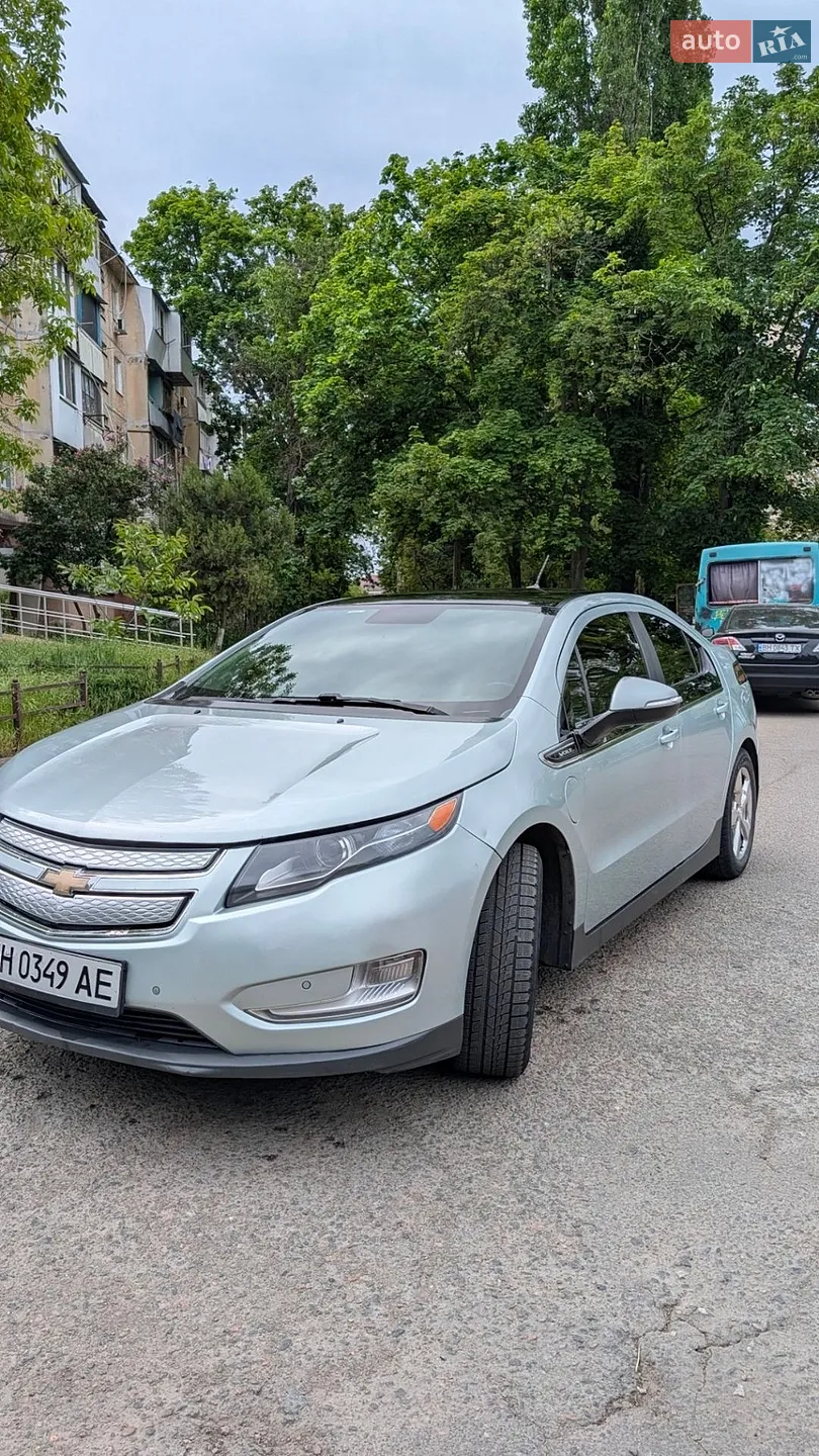 Chevrolet Volt, 2012