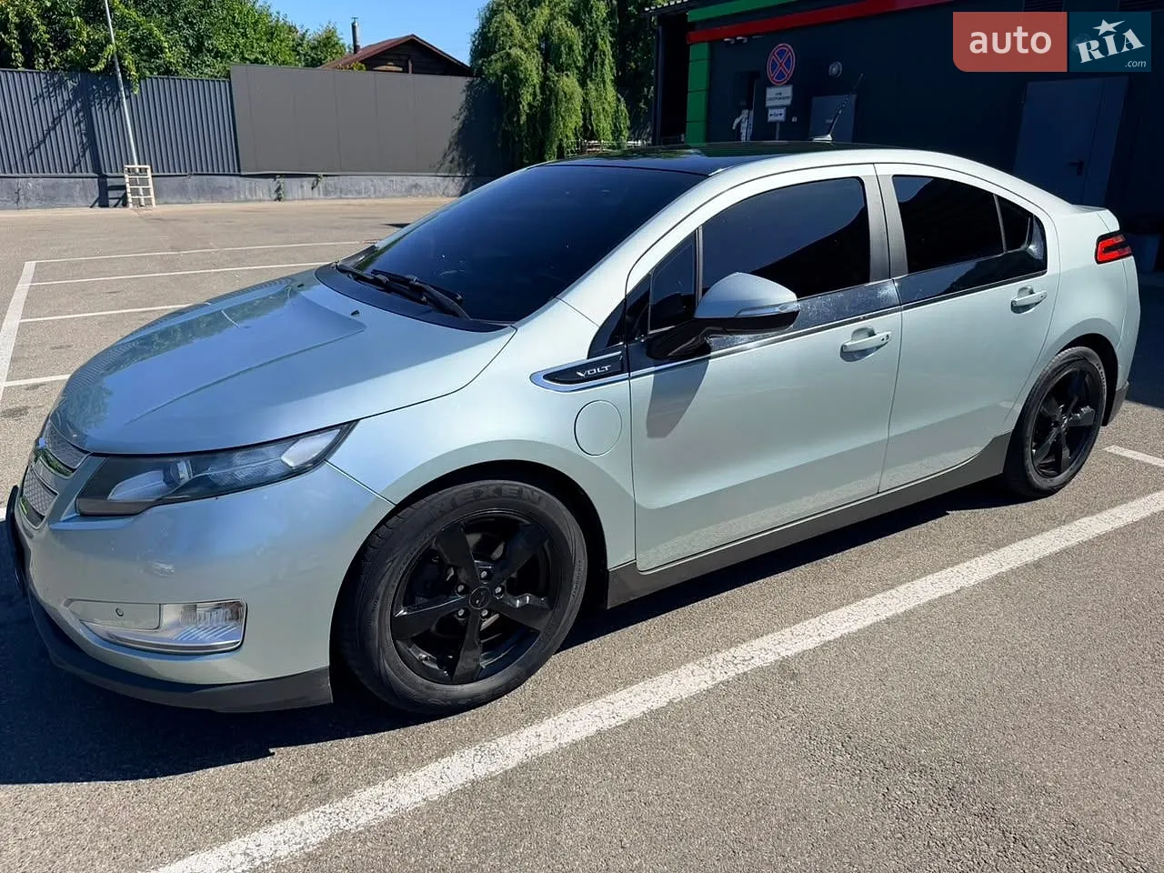 Chevrolet Volt, 2011
