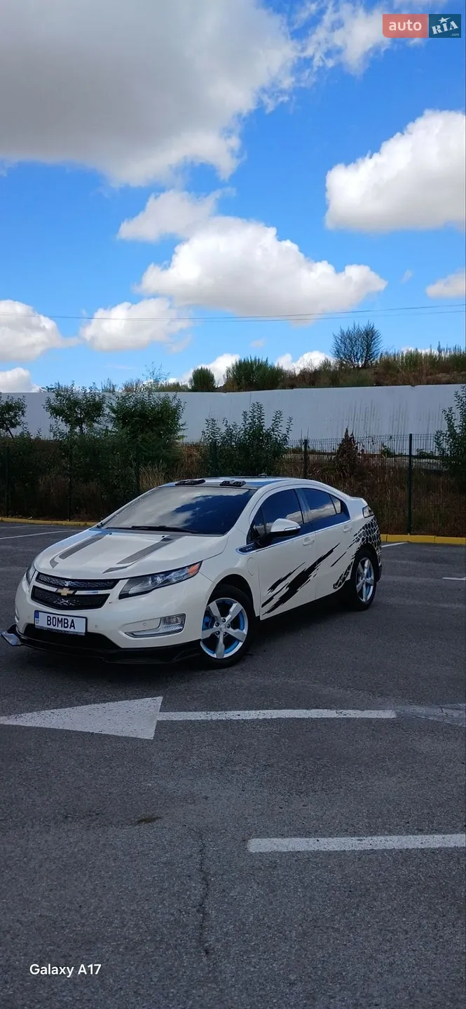 Chevrolet Volt, 2011