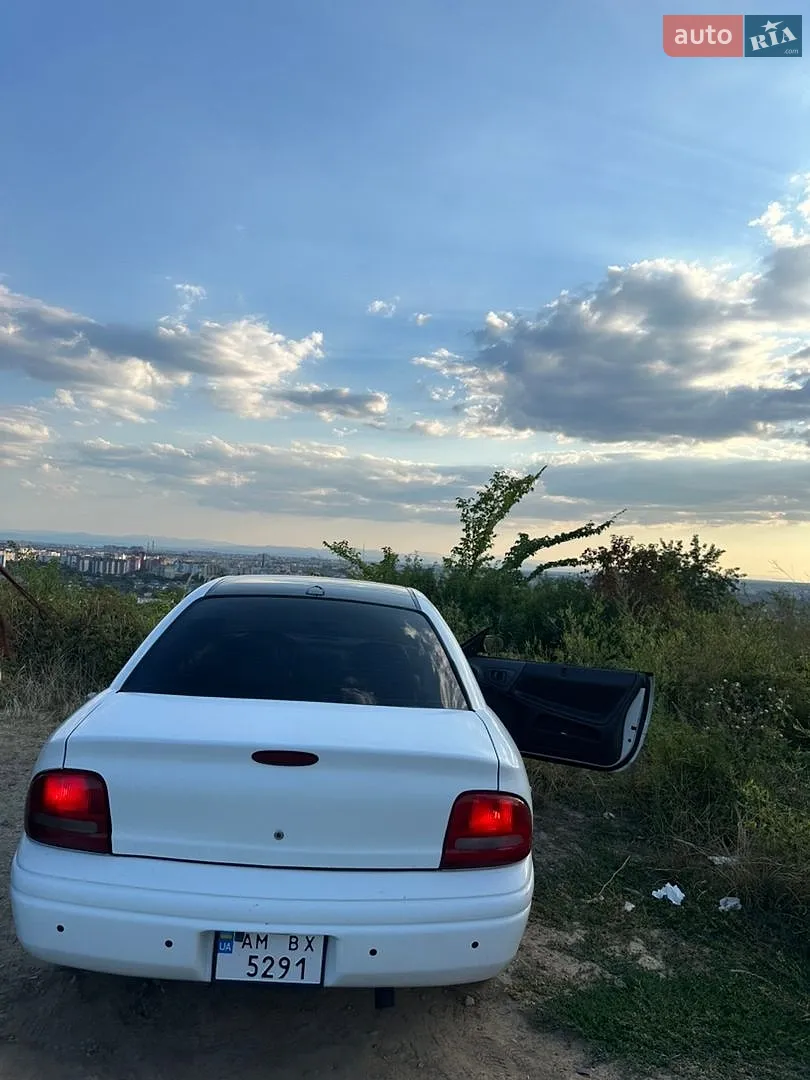 Chrysler Neon, 1994