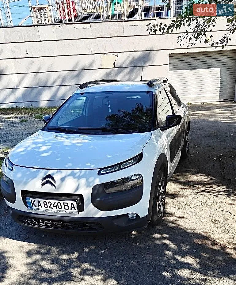 Citroën C4 Cactus, 2015