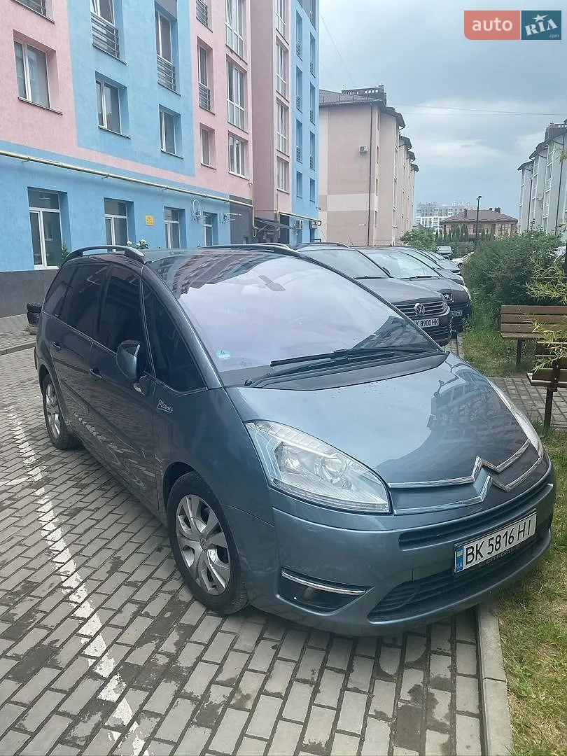Citroën Grand C4 Picasso, 2010