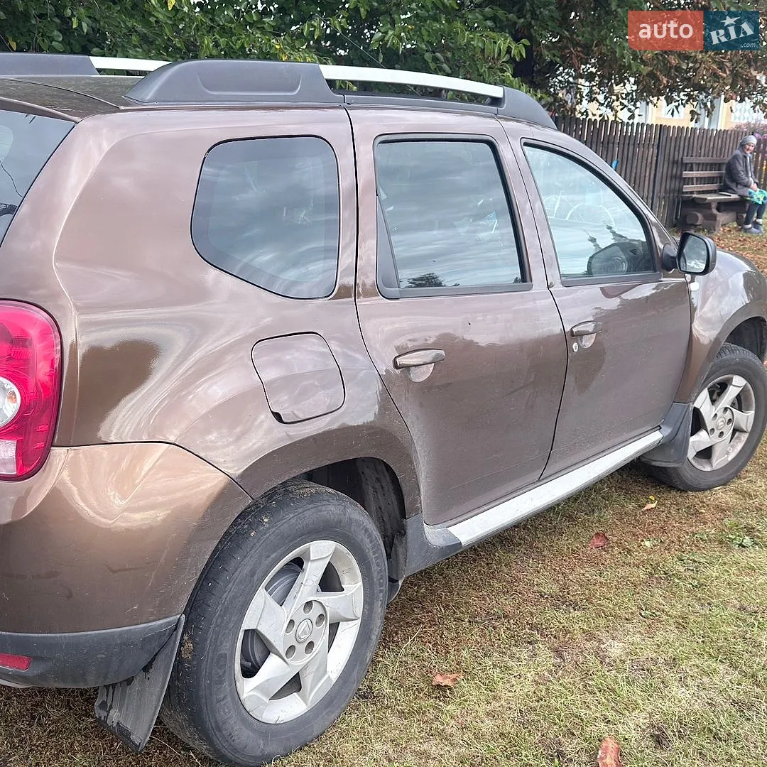 Dacia Duster, 2011