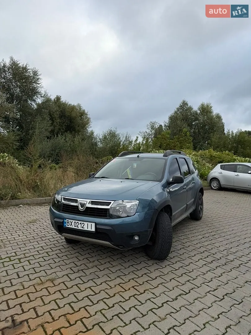 Dacia Duster, 2011