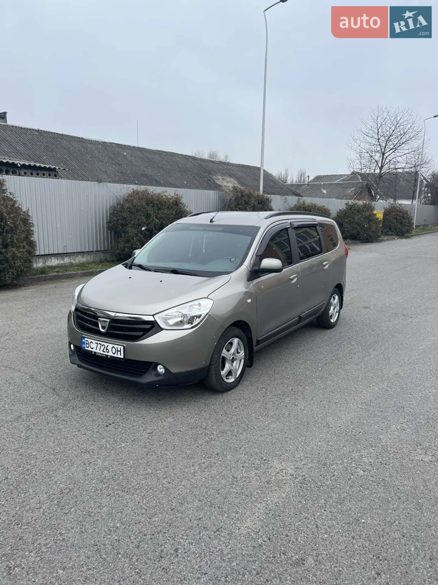 Dacia Lodgy, 2013