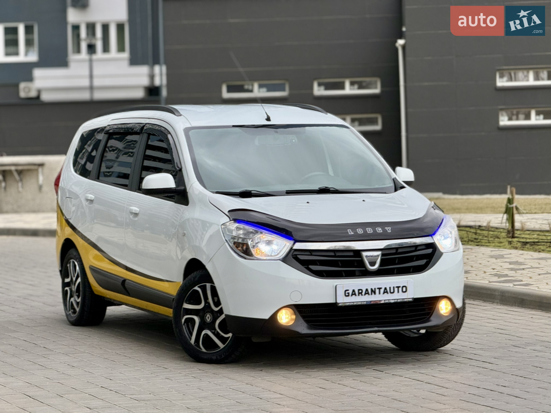 Dacia Lodgy, 2012