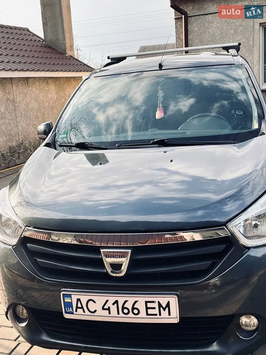 Dacia Lodgy, 2012