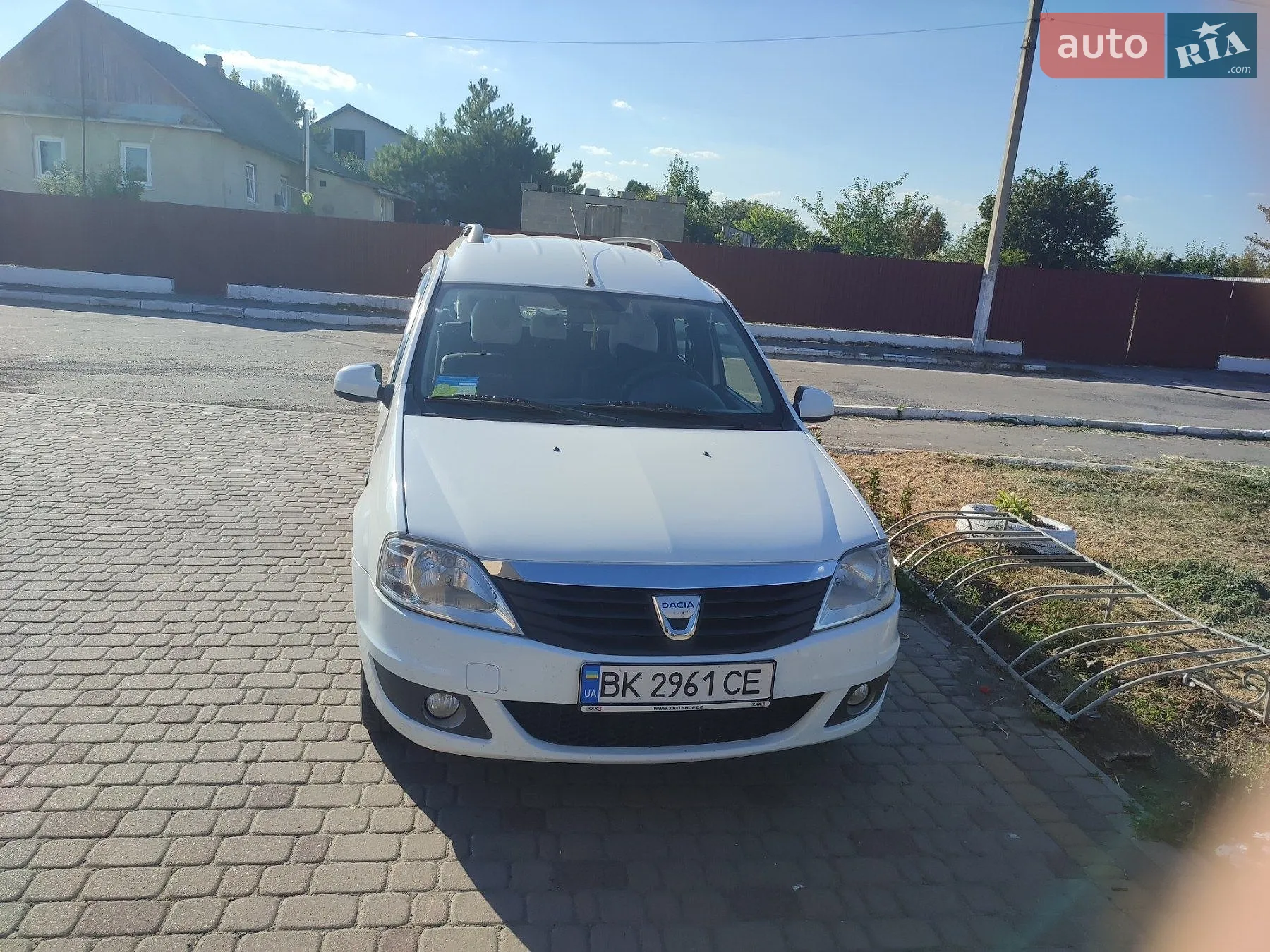 Dacia Logan MCV, 2011
