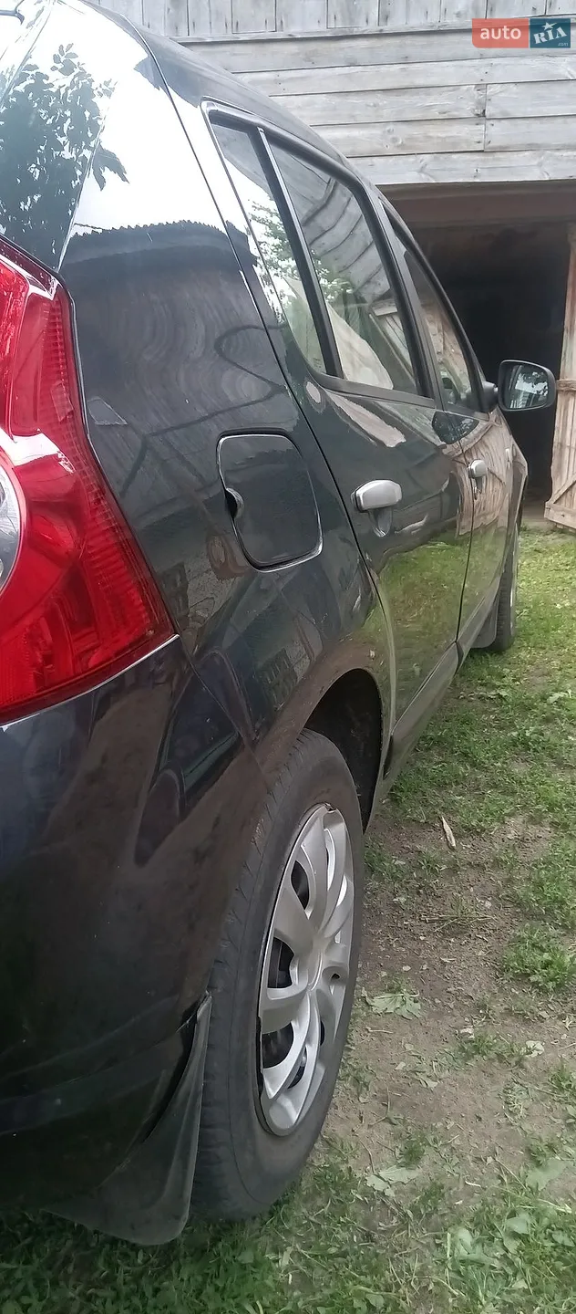 Dacia Sandero, 2009