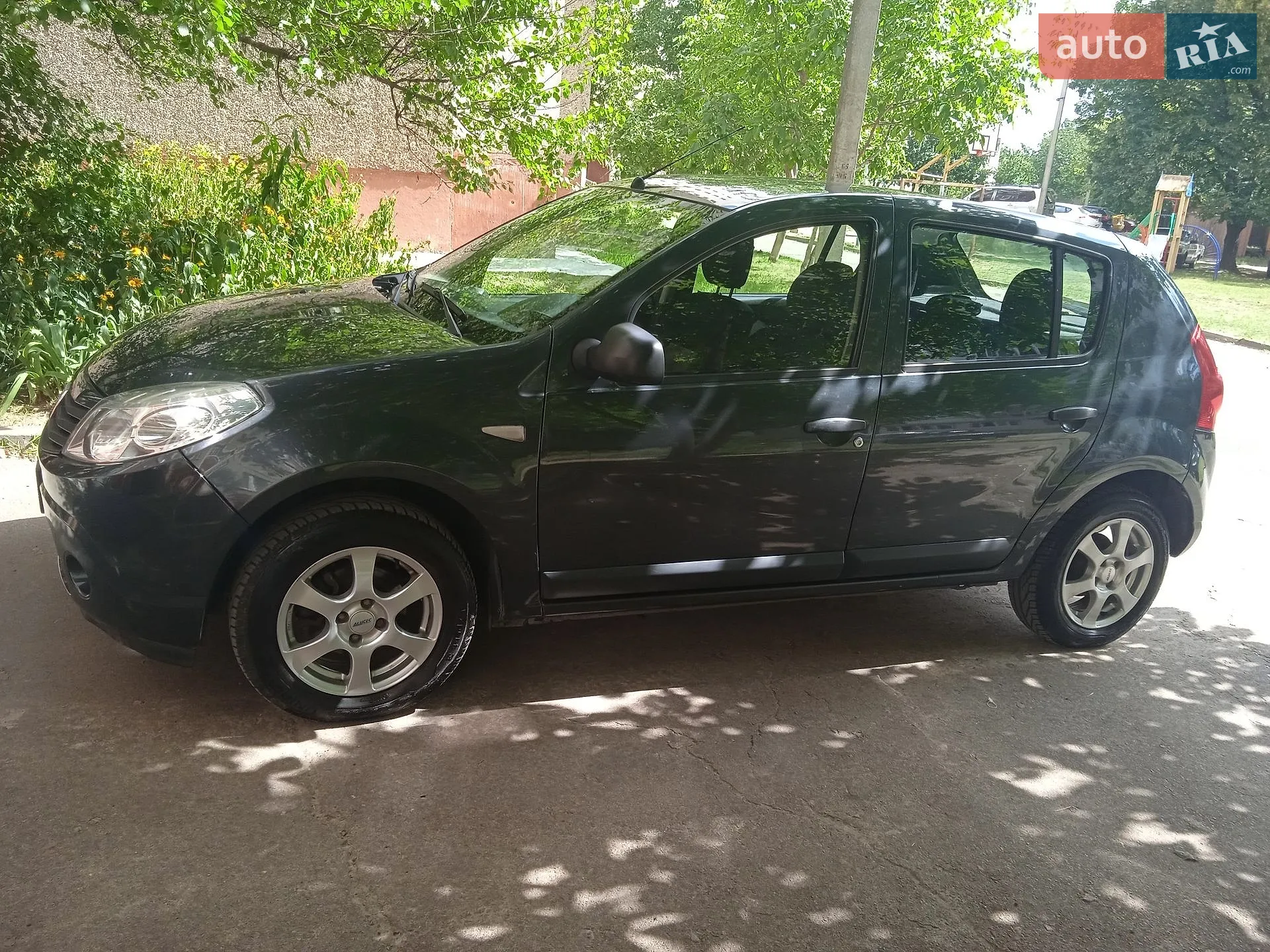 Dacia Sandero, 2009