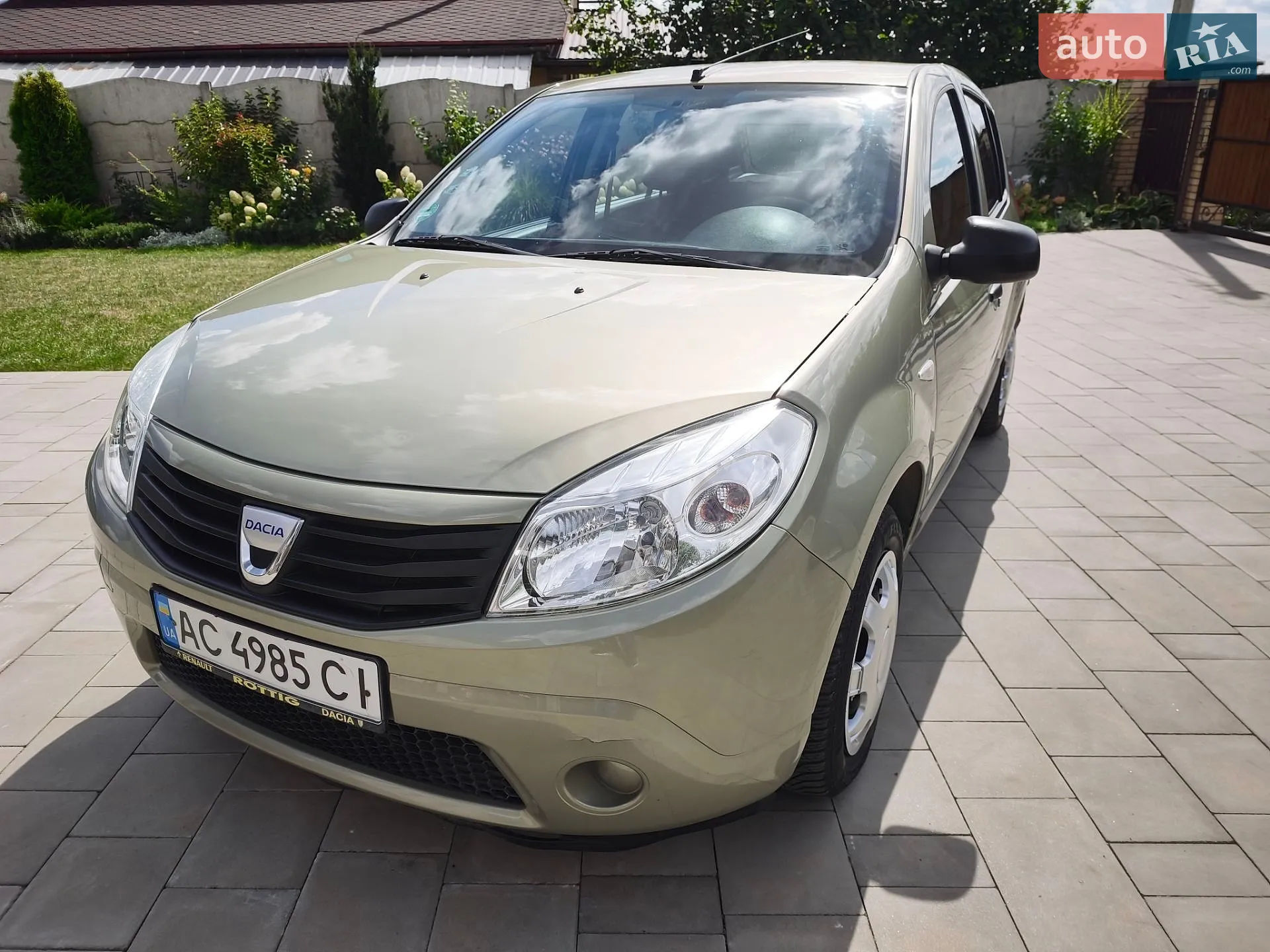 Dacia Sandero, 2008
