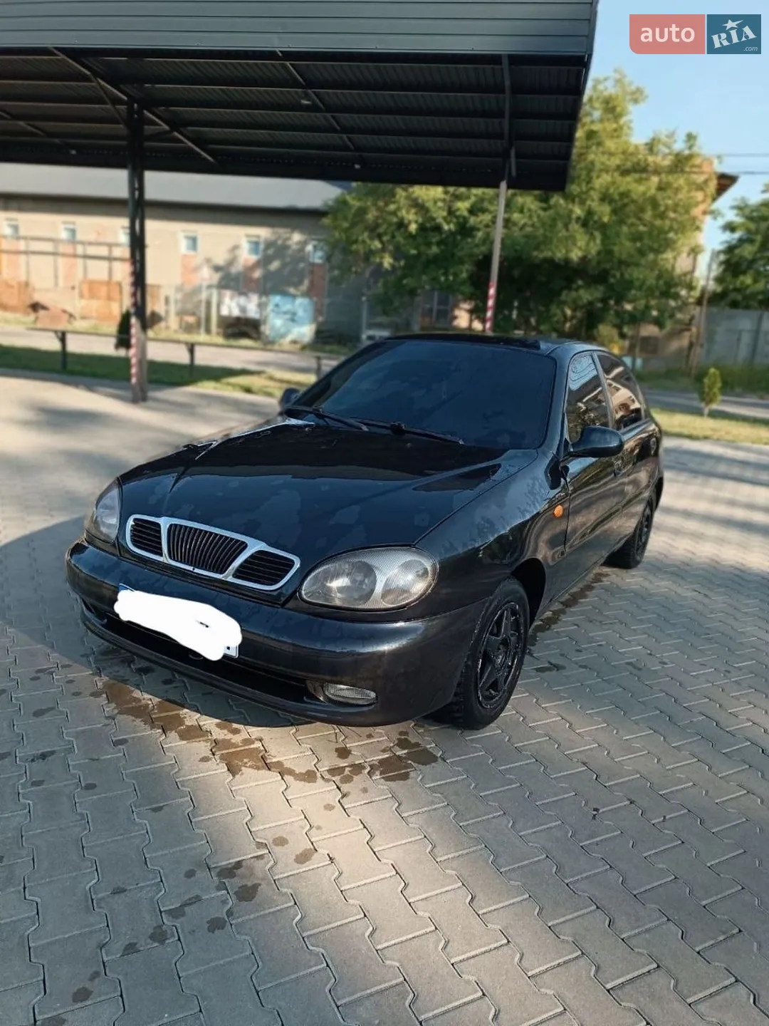 Daewoo Lanos, 1998