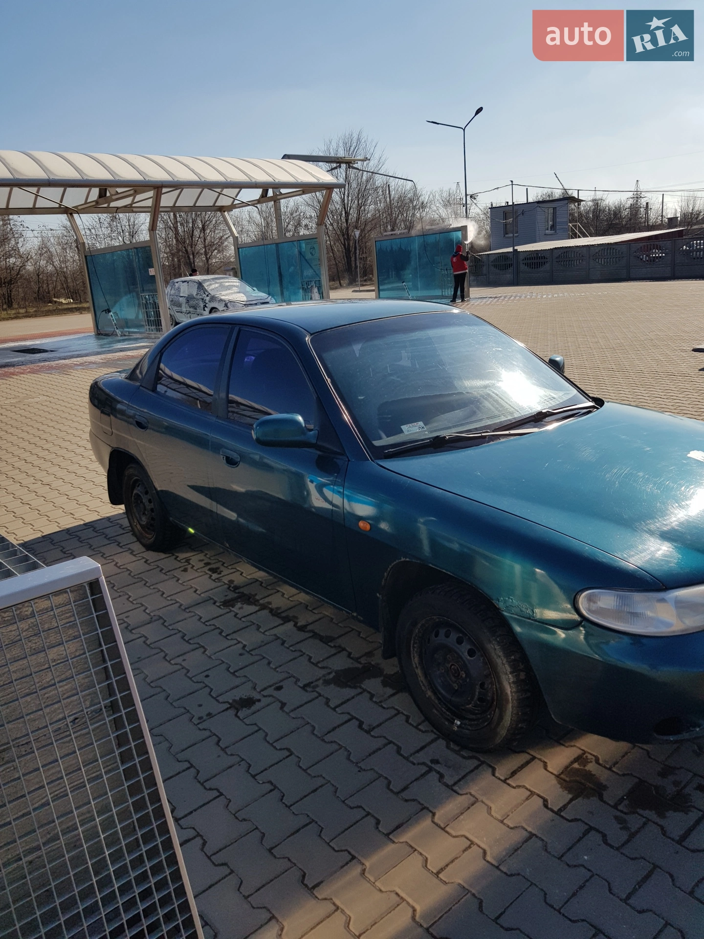 Daewoo Nubira, 1998