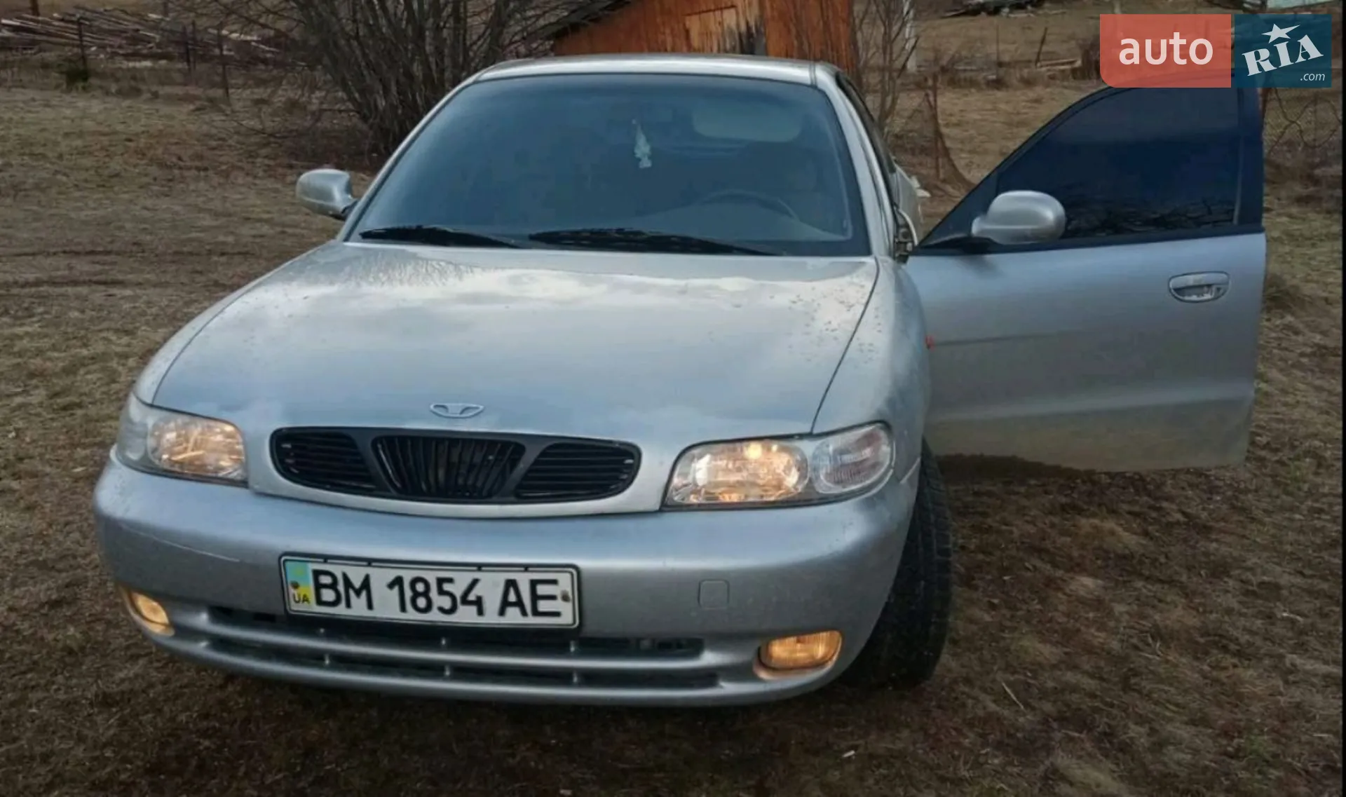 Daewoo Nubira, 1998