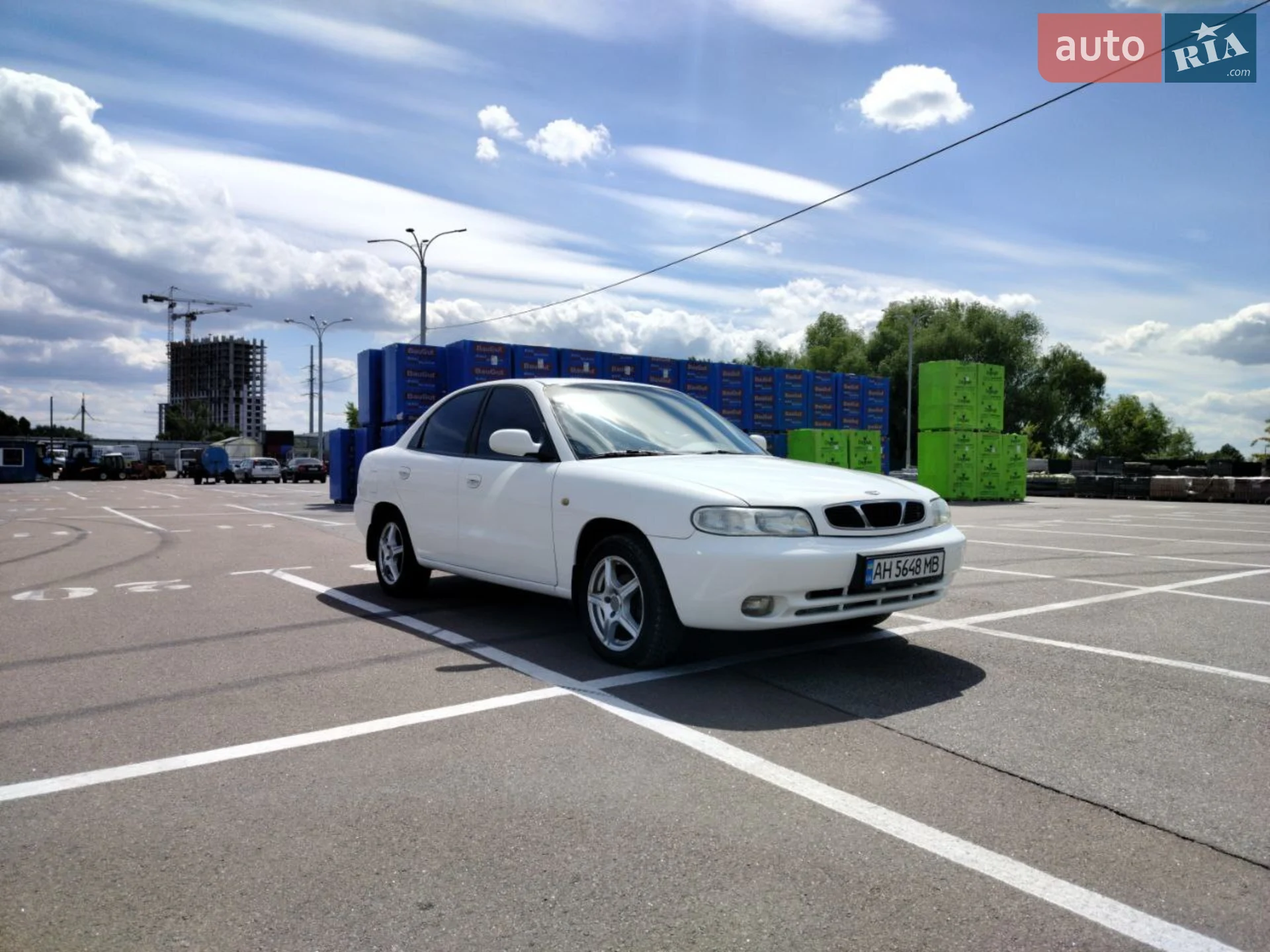 Daewoo Nubira, 1998