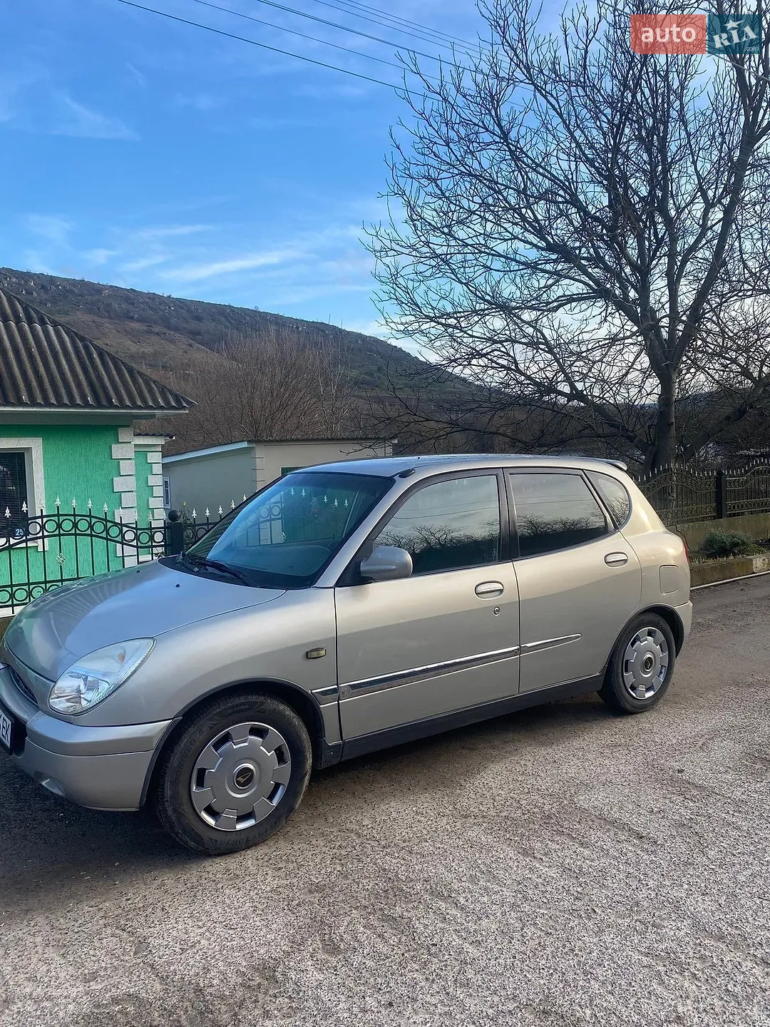 Daihatsu Sirion, 2000